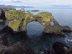 Gatklettur en Arnarstapi